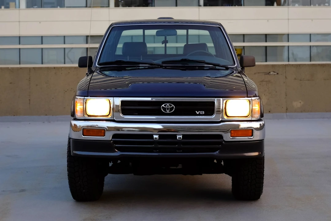 1995 Toyota Tacoma 1st Gen - Image 28 of 31