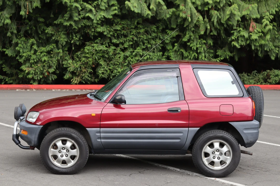 1995 Toyota RAV4 1st Gen - Image 10 of 31