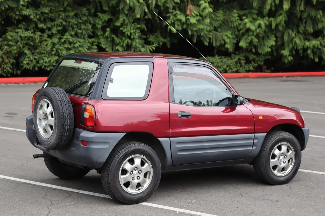 1995 Toyota RAV4 1st Gen - Image 19 of 31