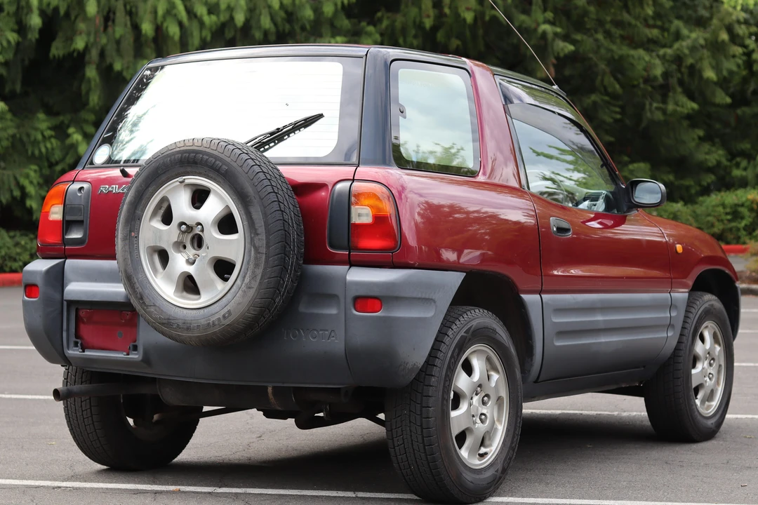 1995 Toyota RAV4 1st Gen - Image 16 of 31