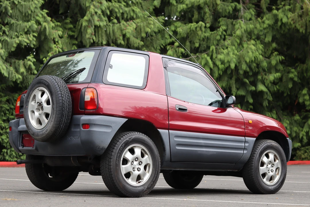 1995 Toyota RAV4 1st Gen - Image 18 of 31