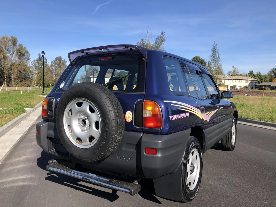1995 Toyota RAV4 1st Gen - Image 19 of 31