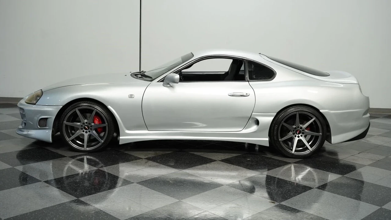 1995 Toyota Supra 4th Gen - Image 3 of 12