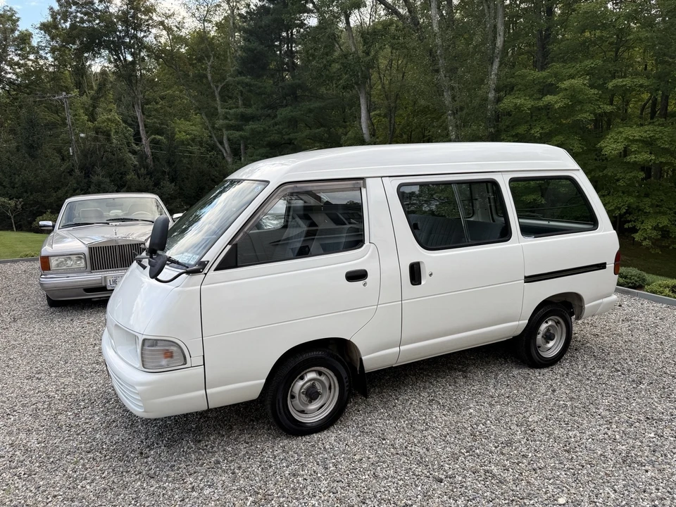 1995 Toyota R20 & R30 TownAce & MasterAce - Image 6 of 20