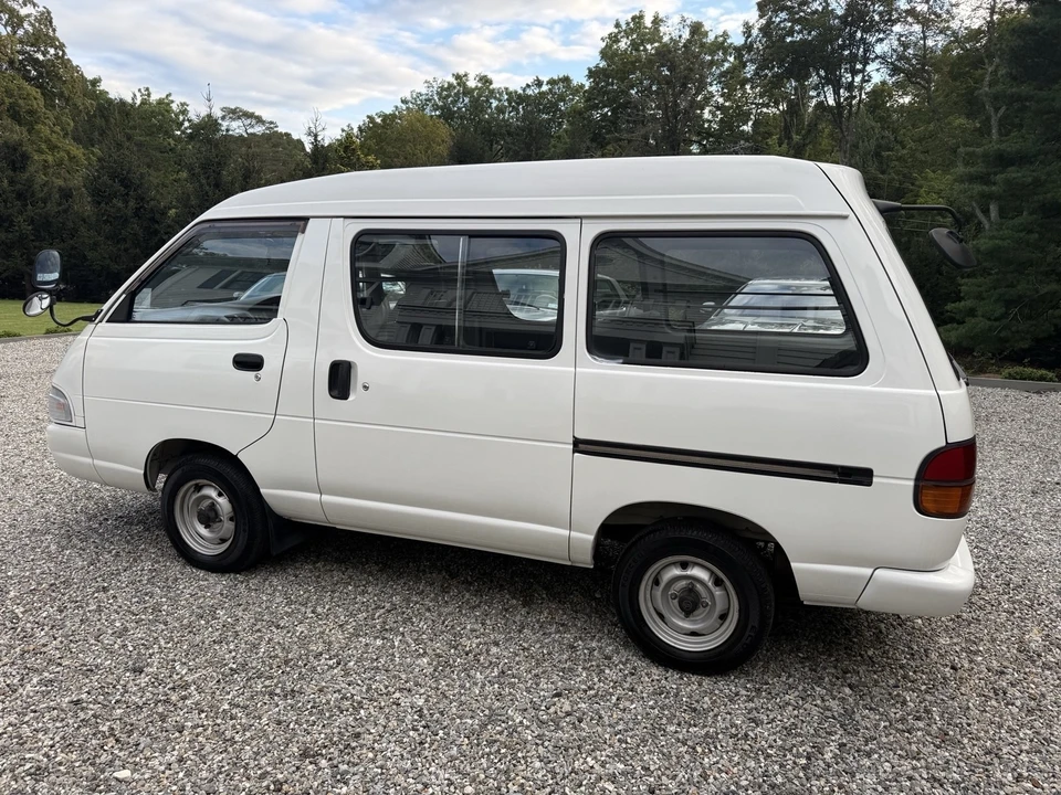 1995 Toyota R20 & R30 TownAce & MasterAce - Image 8 of 20