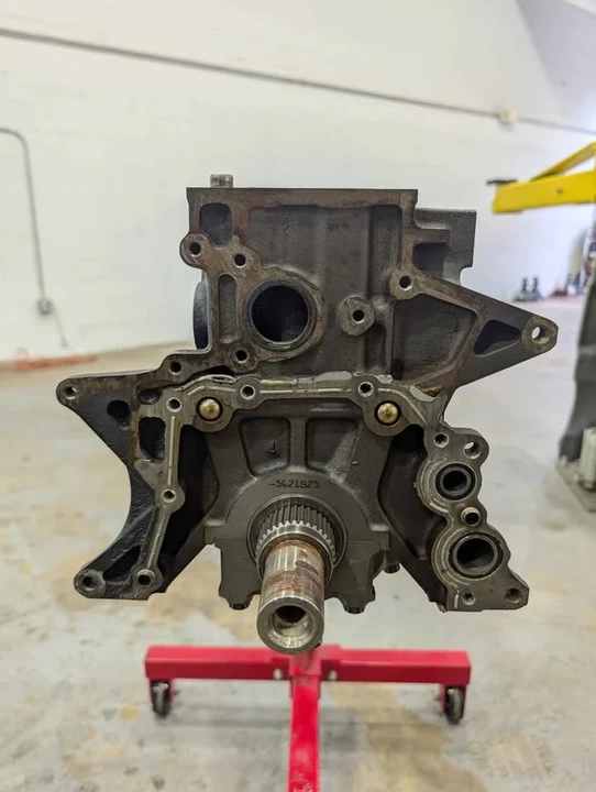 1995 Parts & Memorabilia Engines - Image 3 of 10