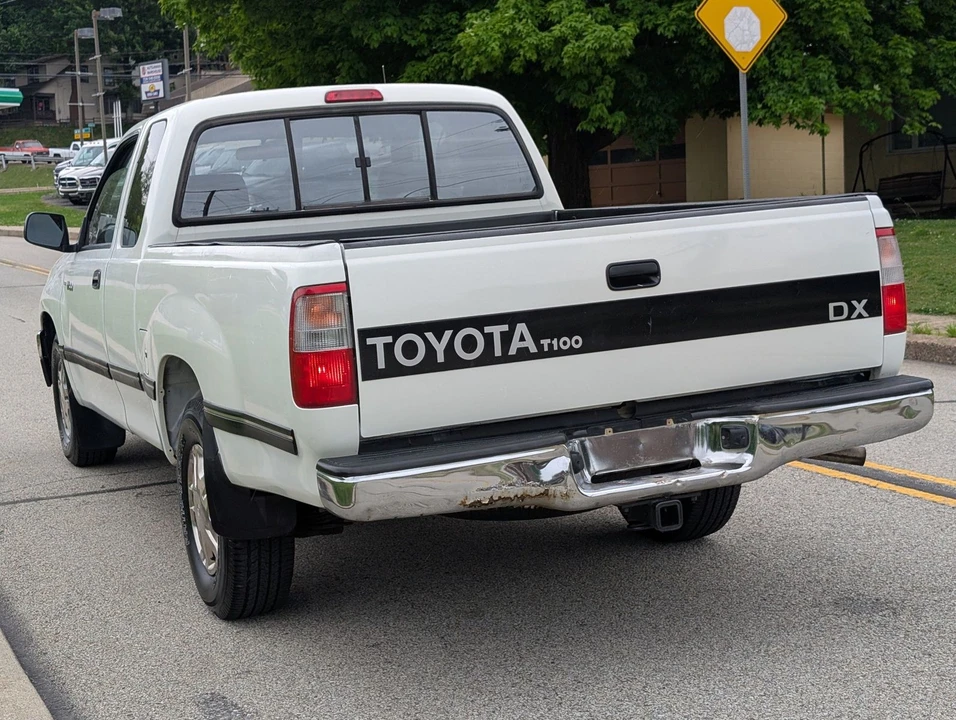 1995 Toyota T100 - Image 9 of 31