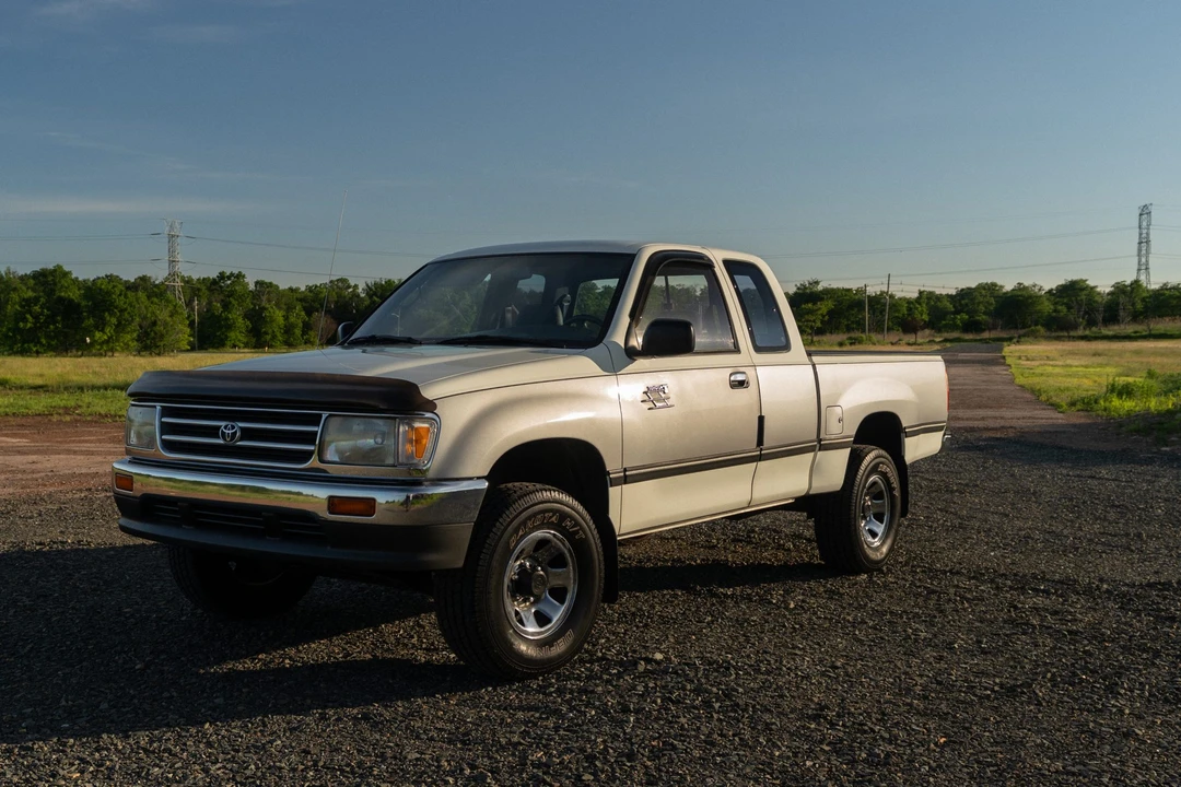 1995 Toyota T100 - Image 2 of 31