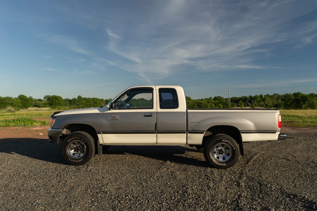 1995 Toyota T100 - Image 25 of 31