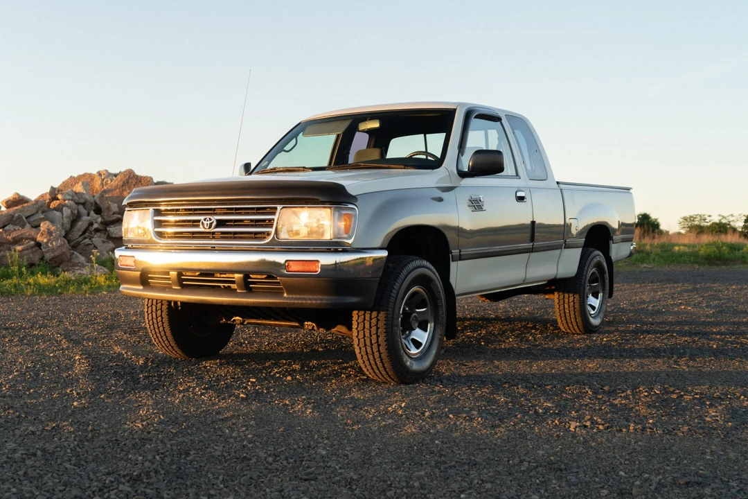 1995 Toyota T100 - Image 8 of 31