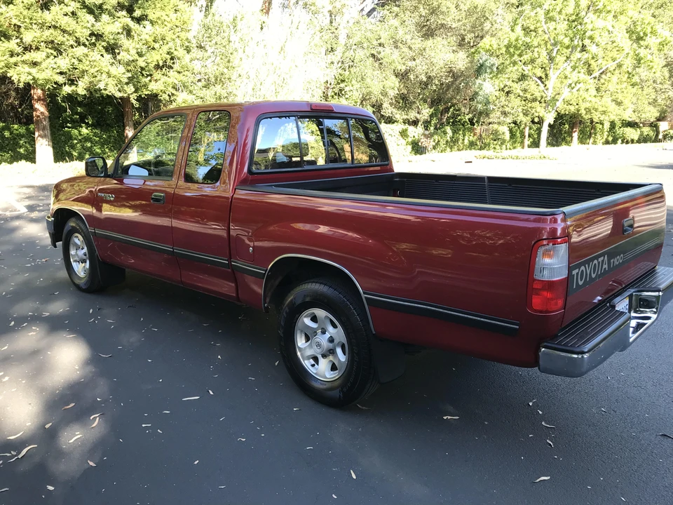 1995 Toyota T100 - Image 10 of 31