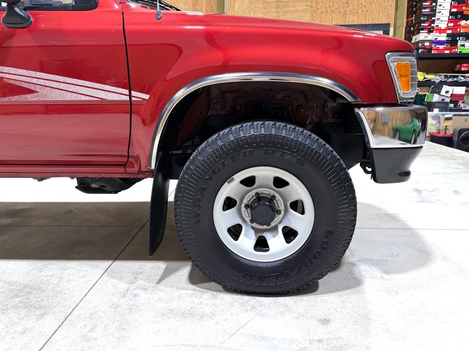 1995 Toyota Tacoma 1st Gen - Image 15 of 21
