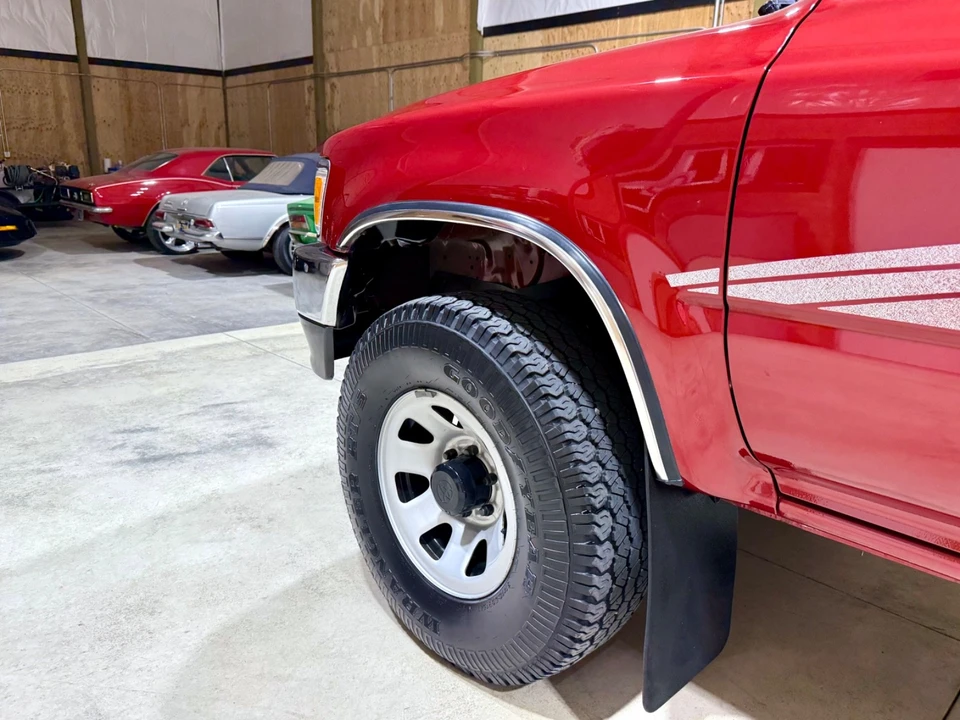 1995 Toyota Tacoma 1st Gen - Image 11 of 21