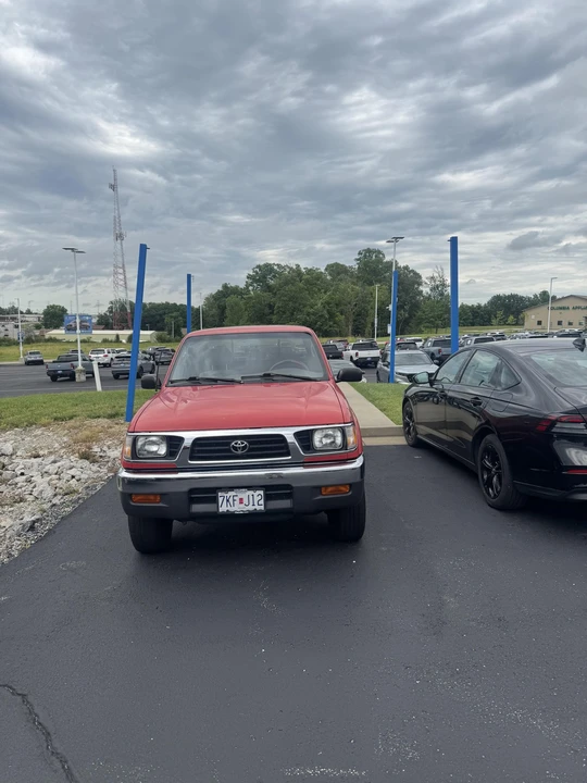1995 Toyota Tacoma 1st Gen - Image 4 of 31