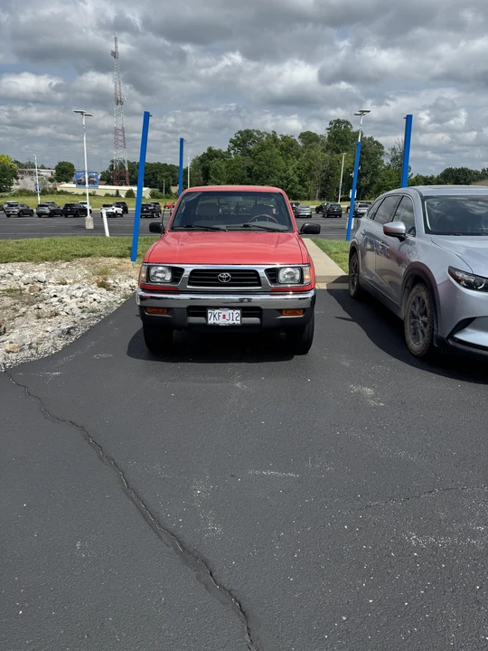 1995 Toyota Tacoma 1st Gen - Image 3 of 31