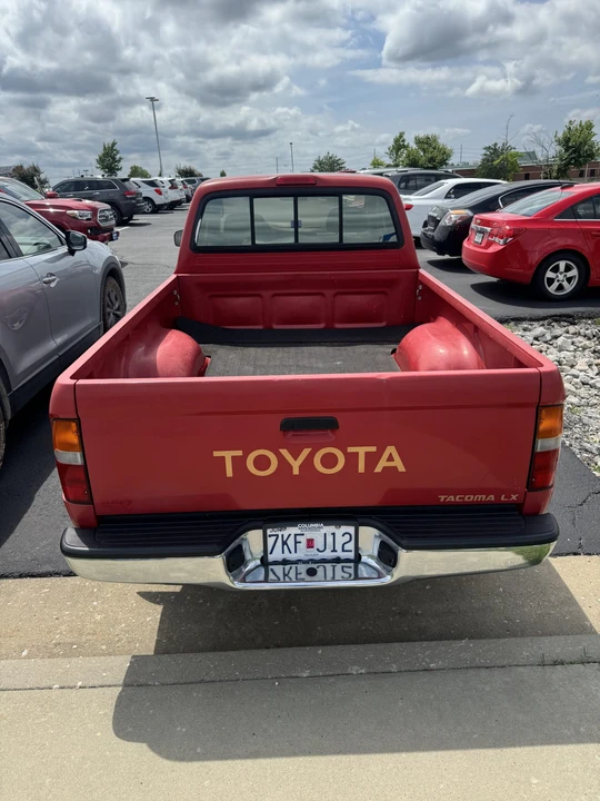1995 Toyota Tacoma 1st Gen - Image 9 of 31