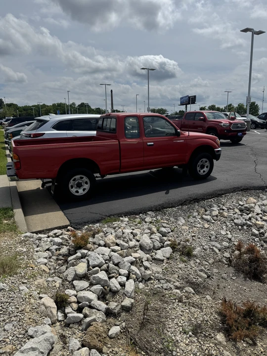 1995 Toyota Tacoma 1st Gen - Image 7 of 31