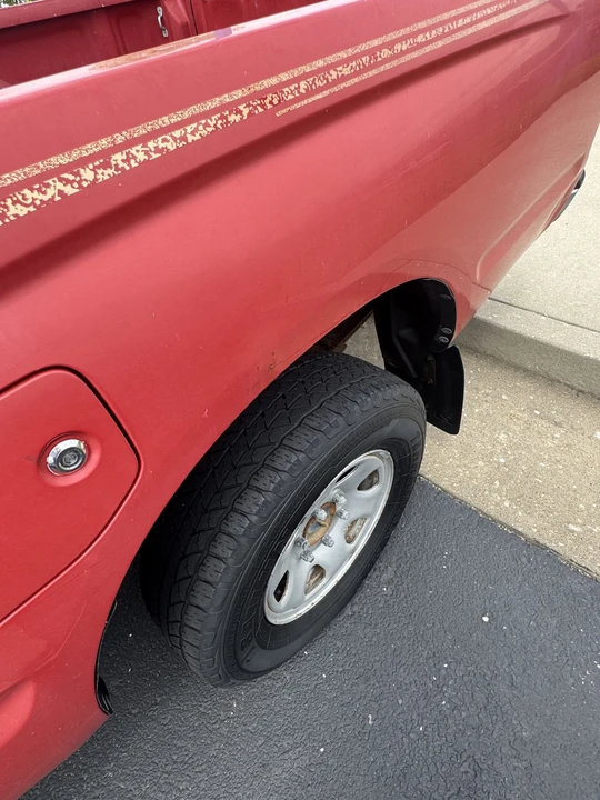 1995 Toyota Tacoma 1st Gen - Image 15 of 31