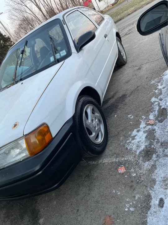 1995 Toyota Tercel 5th Gen - Image 2 of 20