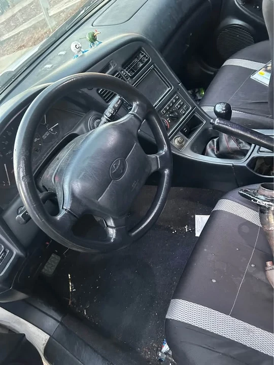 1995 Toyota Celica 6th Gen - Image 6 of 11