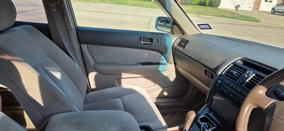 1995 Toyota Celsior 2nd Gen - Image 5 of 15