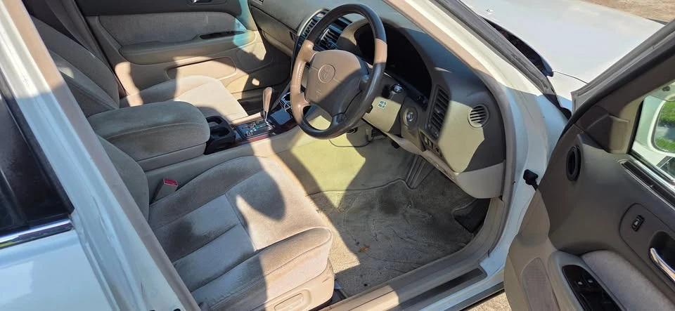 1995 Toyota Celsior 2nd Gen - Image 4 of 15