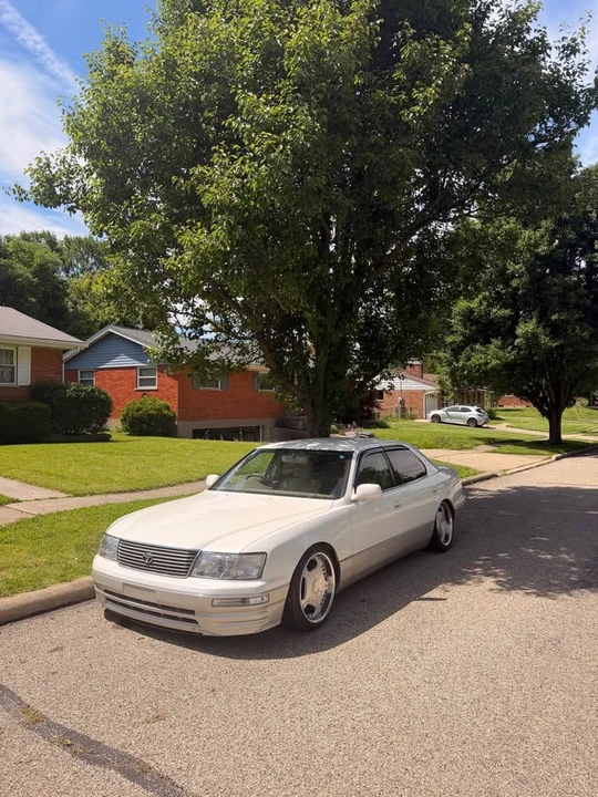 1995 Toyota Celsior 2nd Gen - Image 3 of 13