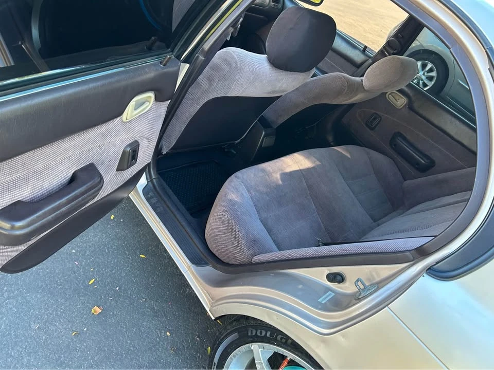 1995 Toyota Corolla 7th Gen - Image 5 of 10