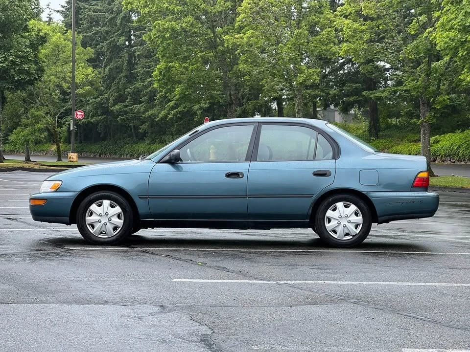1995 Toyota Corolla 7th Gen - Image 2 of 17