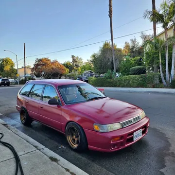 1995 Toyota Corolla Deluxe Wagon 4D