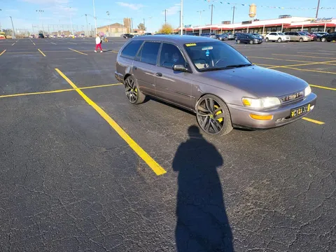 1995 Toyota Corolla 7th Gen - Image 4 of 7