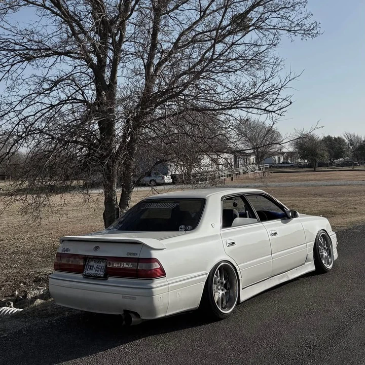1995 Toyota Crown 9th Gen - Image 2 of 3