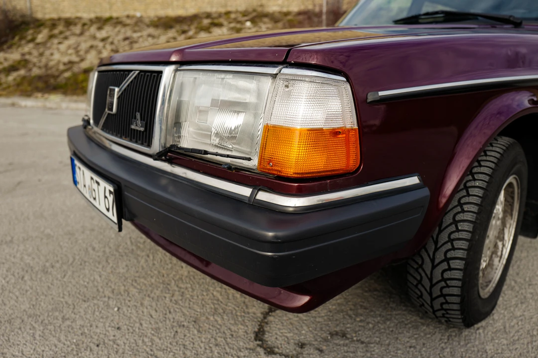 1995 Volvo 245 - Image 31 of 31