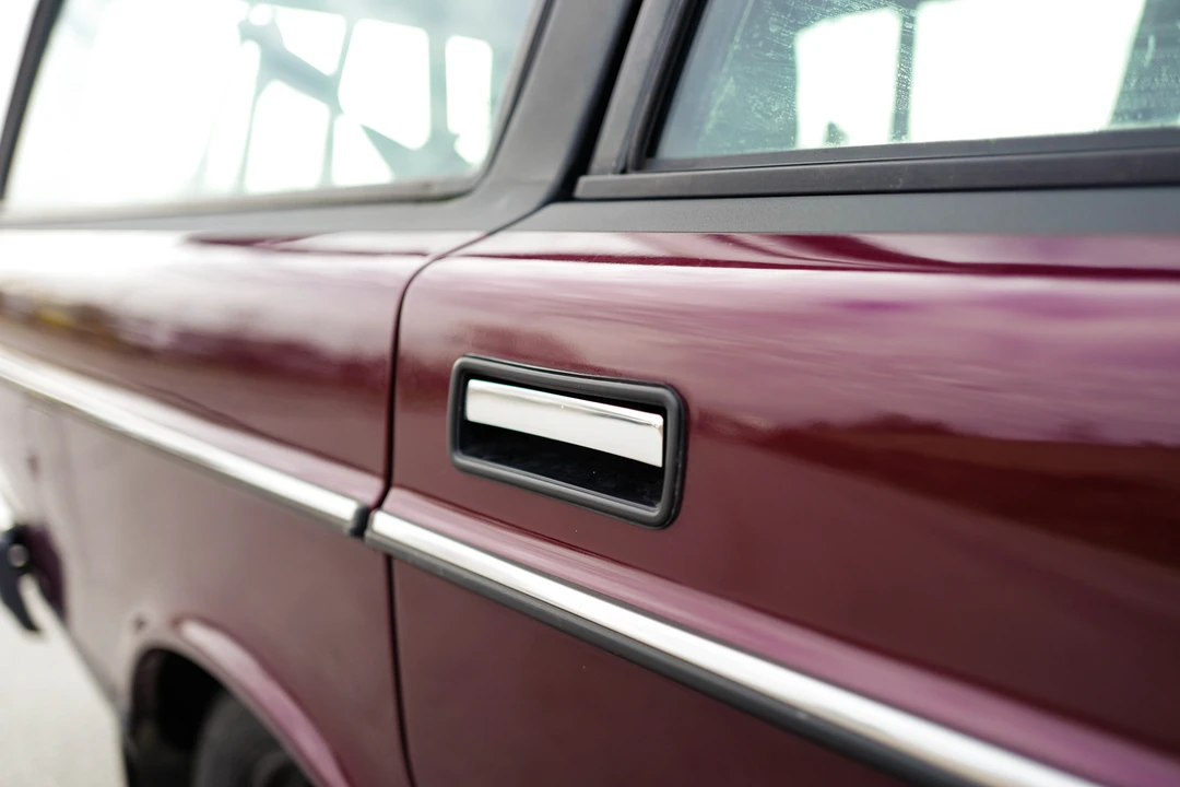 1995 Volvo 245 - Image 20 of 31