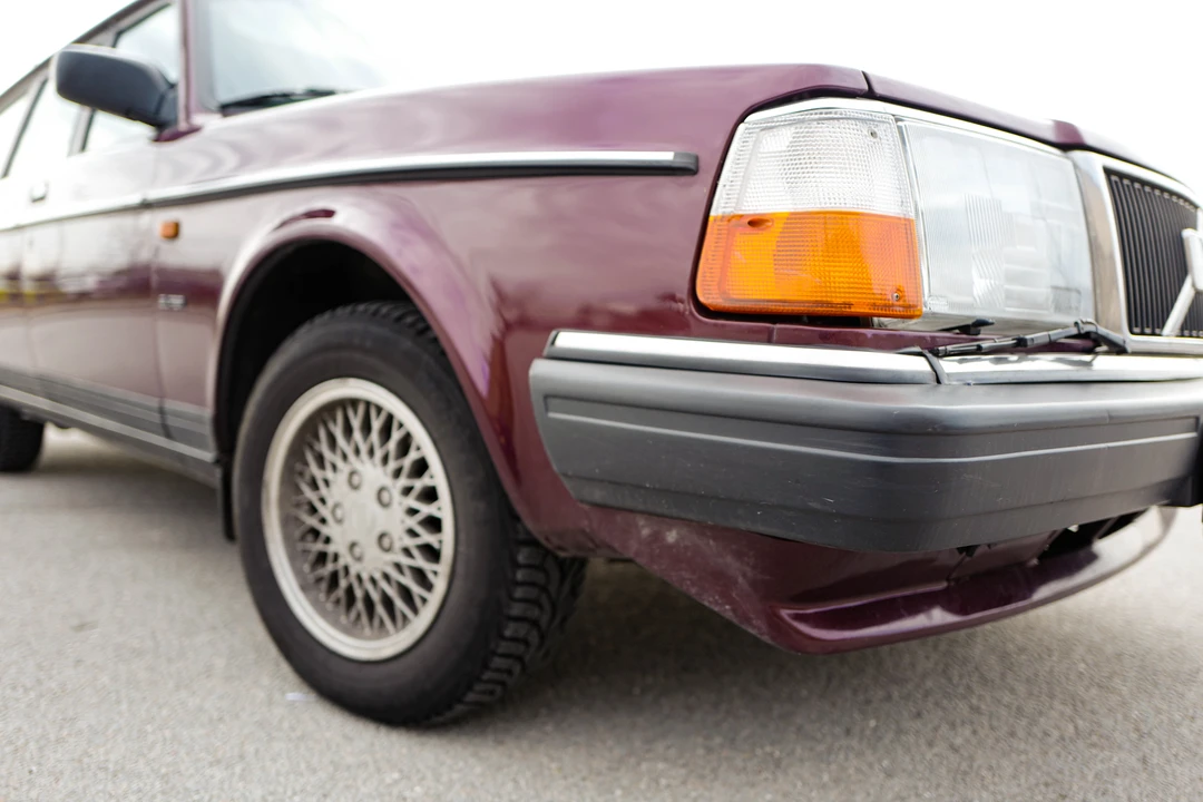 1995 Volvo 245 - Image 23 of 31