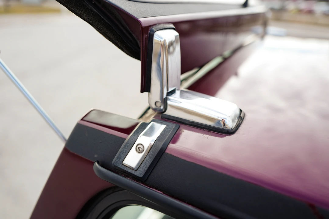 1995 Volvo 245 - Image 27 of 31