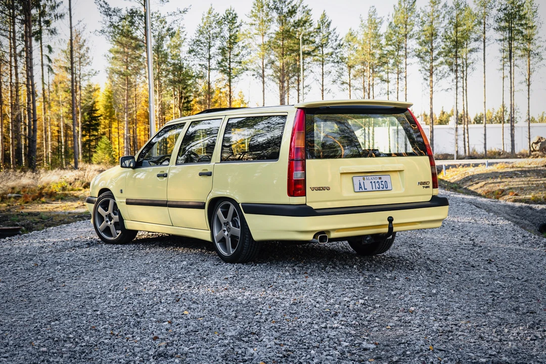 1995 Volvo 850 T-5R - Image 15 of 31