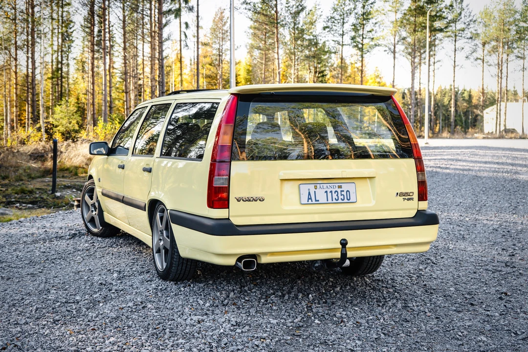 1995 Volvo 850 T-5R - Image 6 of 31