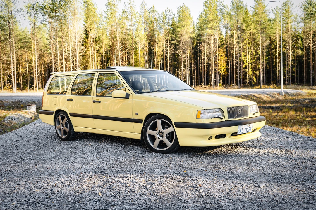 1995 Volvo 850 T-5R - Image 13 of 31