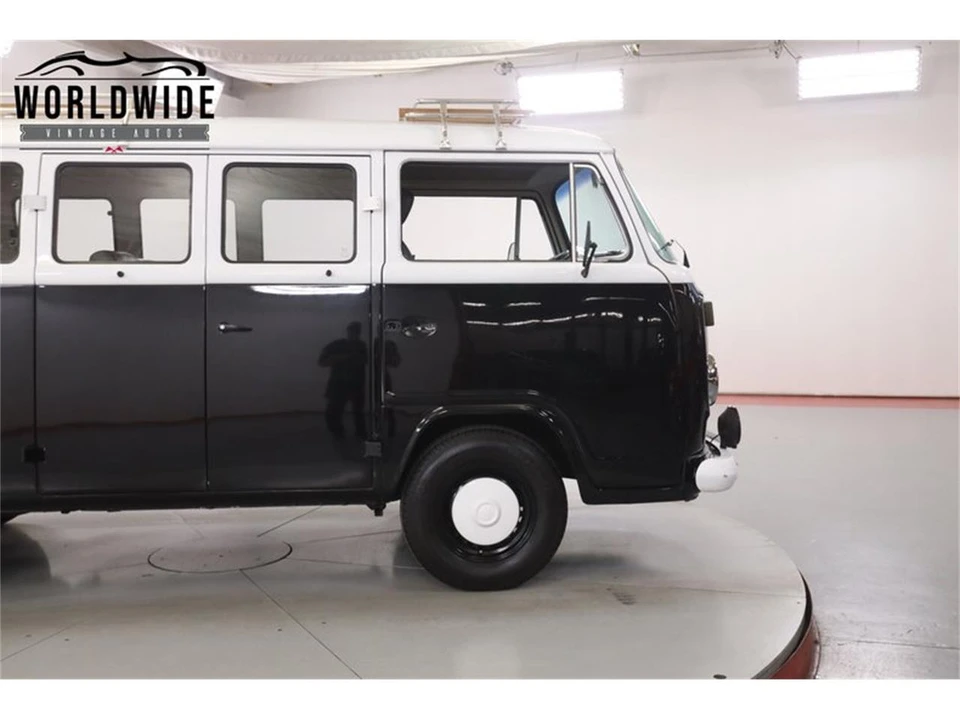 1995 Volkswagen Type 2 - Image 8 of 31