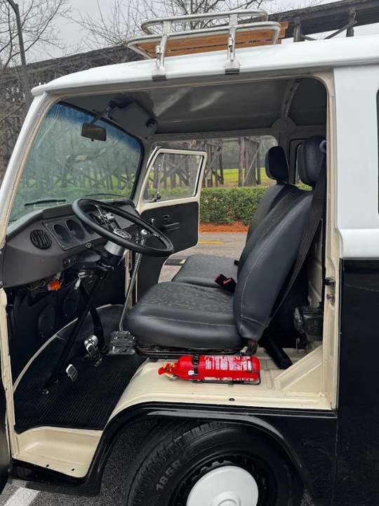 1995 Volkswagen EuroVan - Image 4 of 21