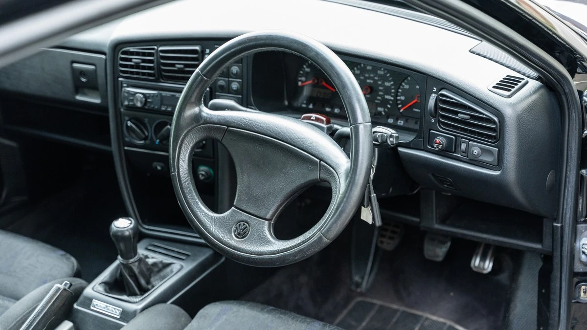 1995 Volkswagen Corrado - Image 18 of 30