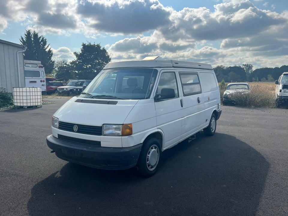 1995 Volkswagen EuroVan - Image 2 of 13