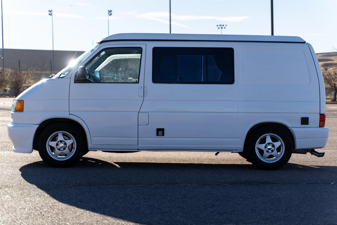 1995 Volkswagen EuroVan - Image 3 of 31