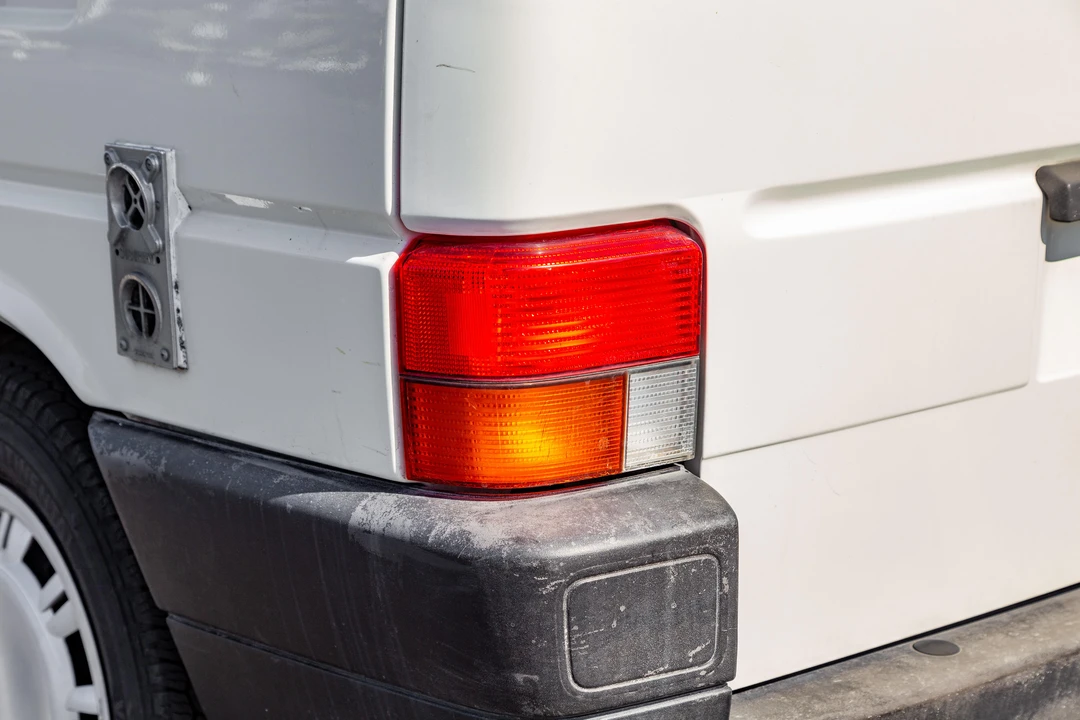 1995 Volkswagen EuroVan - Image 28 of 30