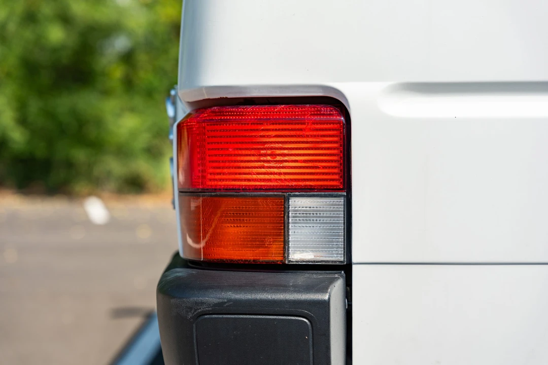 1995 Volkswagen EuroVan - Image 13 of 31