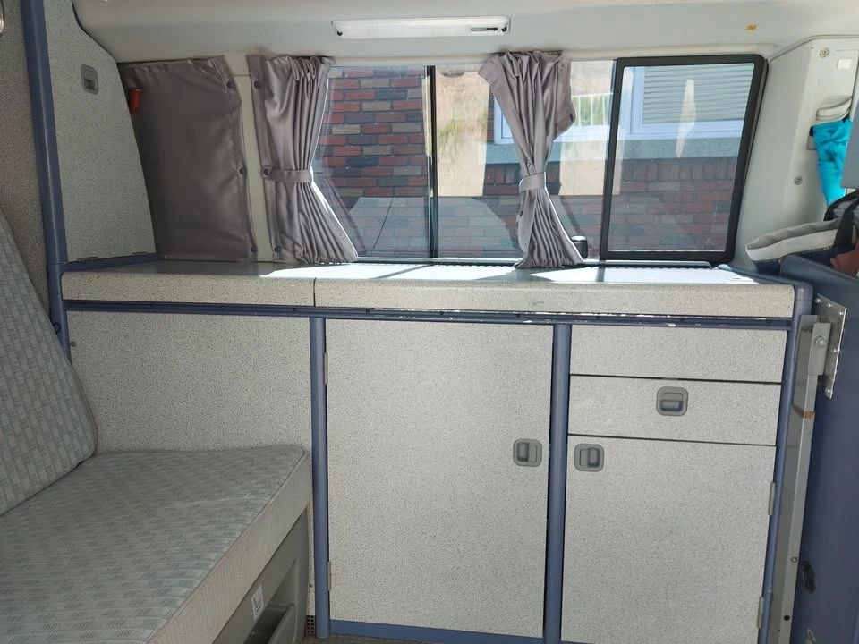 1995 Volkswagen EuroVan - Image 11 of 16