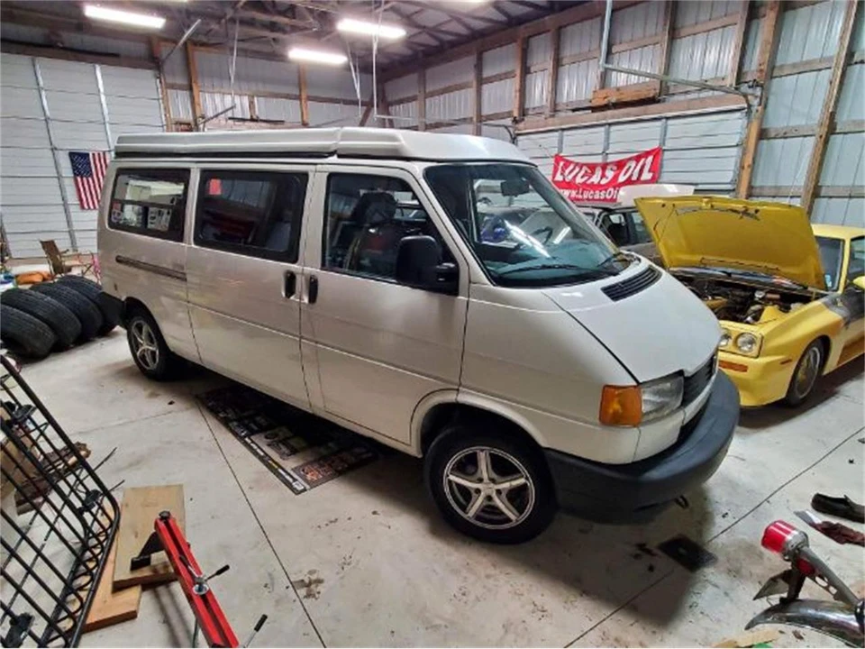 1995 Volkswagen EuroVan - Image 13 of 30