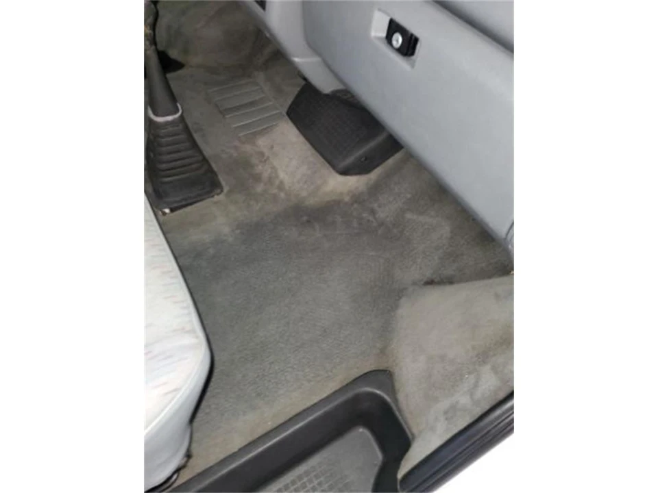 1995 Volkswagen EuroVan - Image 21 of 30