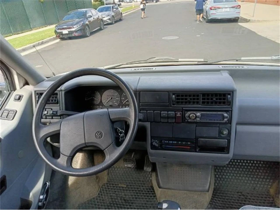 1995 Volkswagen EuroVan - Image 7 of 22